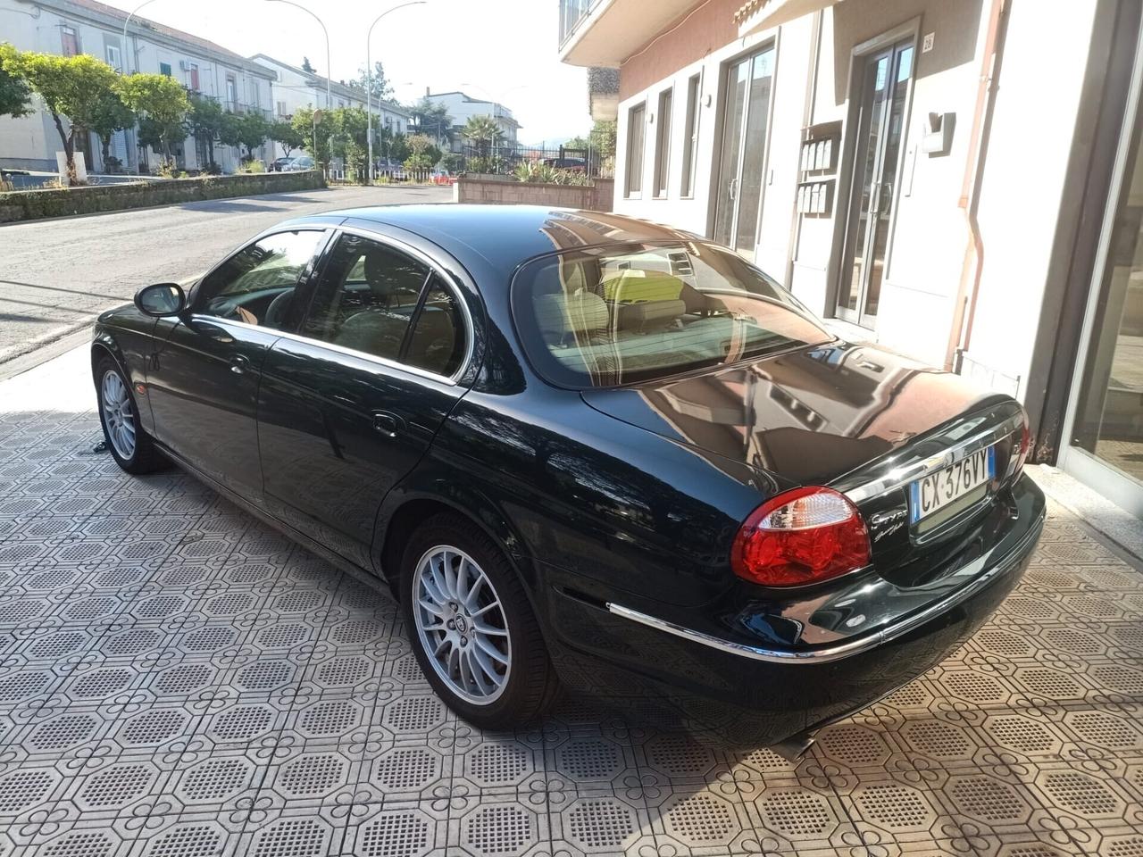 Jaguar S-Type 2.7 diesel V6 Classic