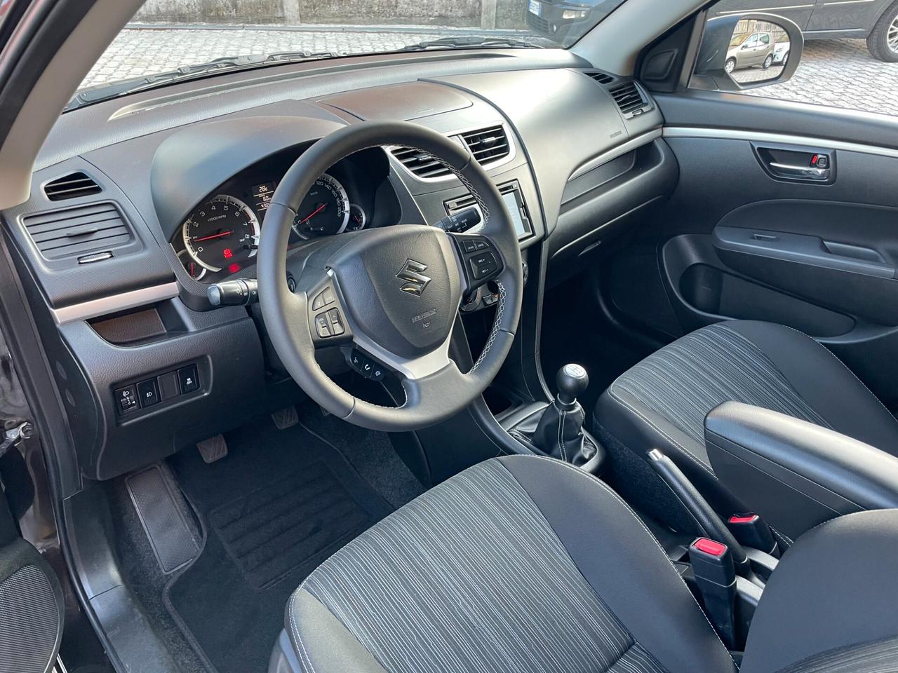 Suzuki Swift 1.2 VVT 5 porte B-Cool Bi-Color super full !!
