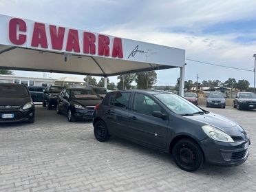 Renault Clio Storia 1.2 16V 5 porte Dynamique