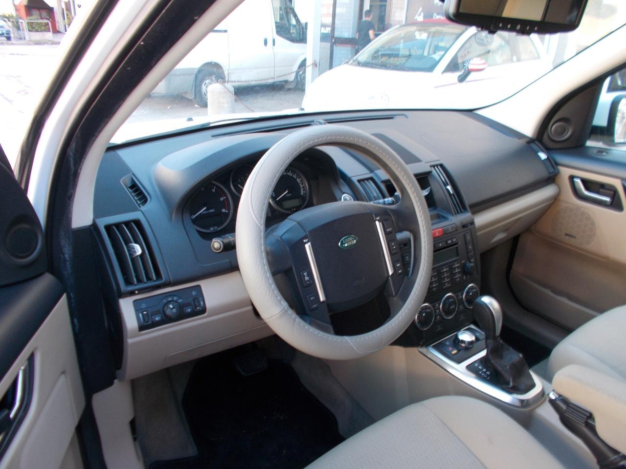 Land Rover Freelander 2.2 SD4 S.W. SE