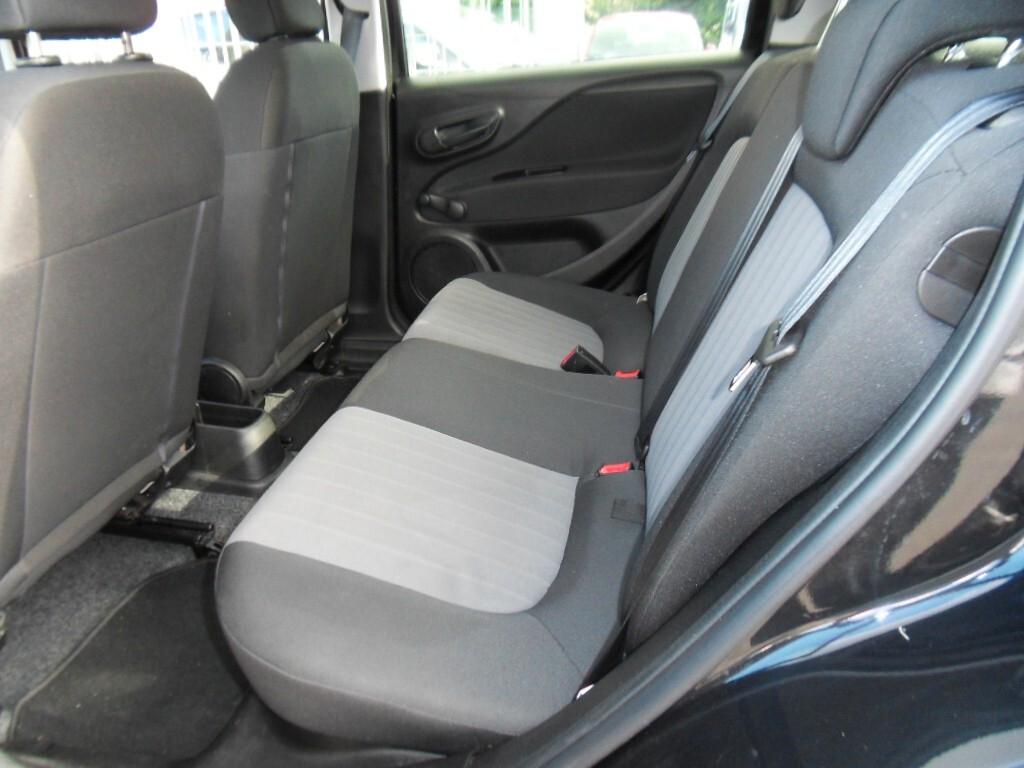 Fiat Punto 1.2 8V 5 porte Street