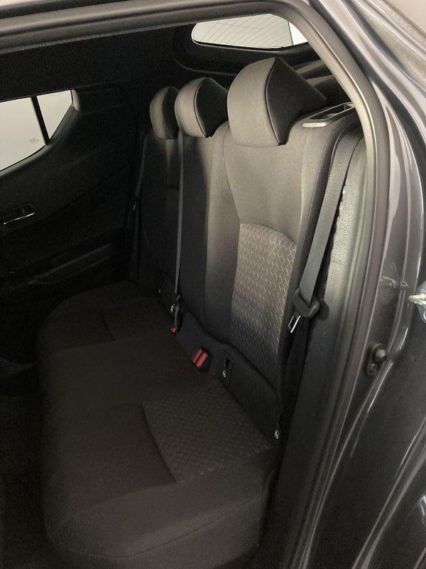 Toyota C-HR C-HR 2.0 Hybrid E-CVT Trend