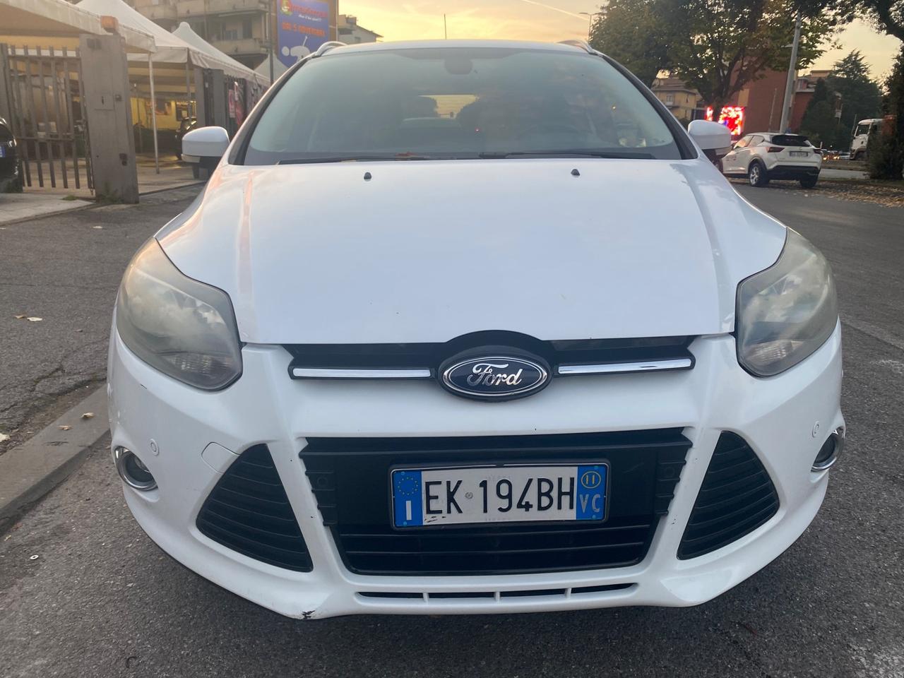 Ford Focus 1.6 TDCi 95 CV SW Titanium OK PER NEOPATENTATI