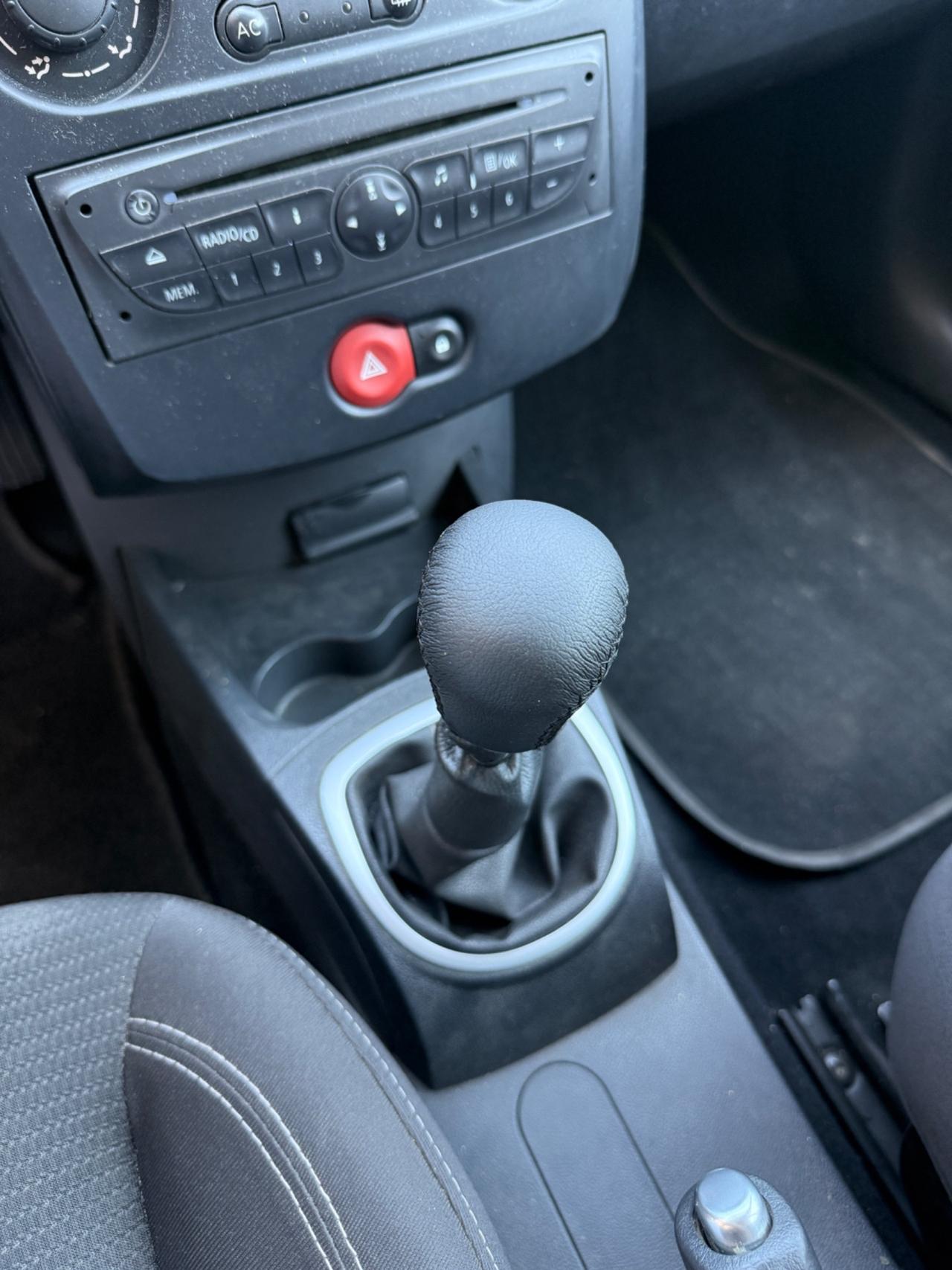 Renault Clio 1.2 16V 5 porte GPL Dynamique