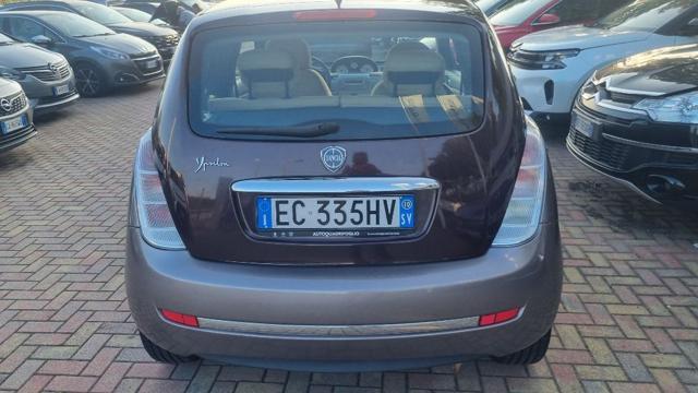 LANCIA Ypsilon 1.3 MJT 75 CV MomoDesign