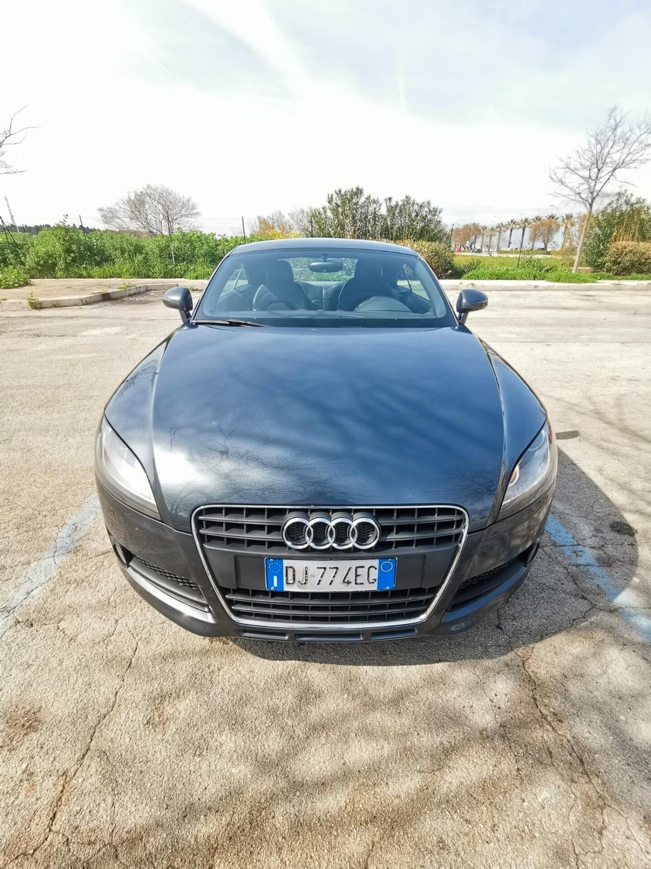 Audi TT Coupé 2.0 TFSI S-LINE