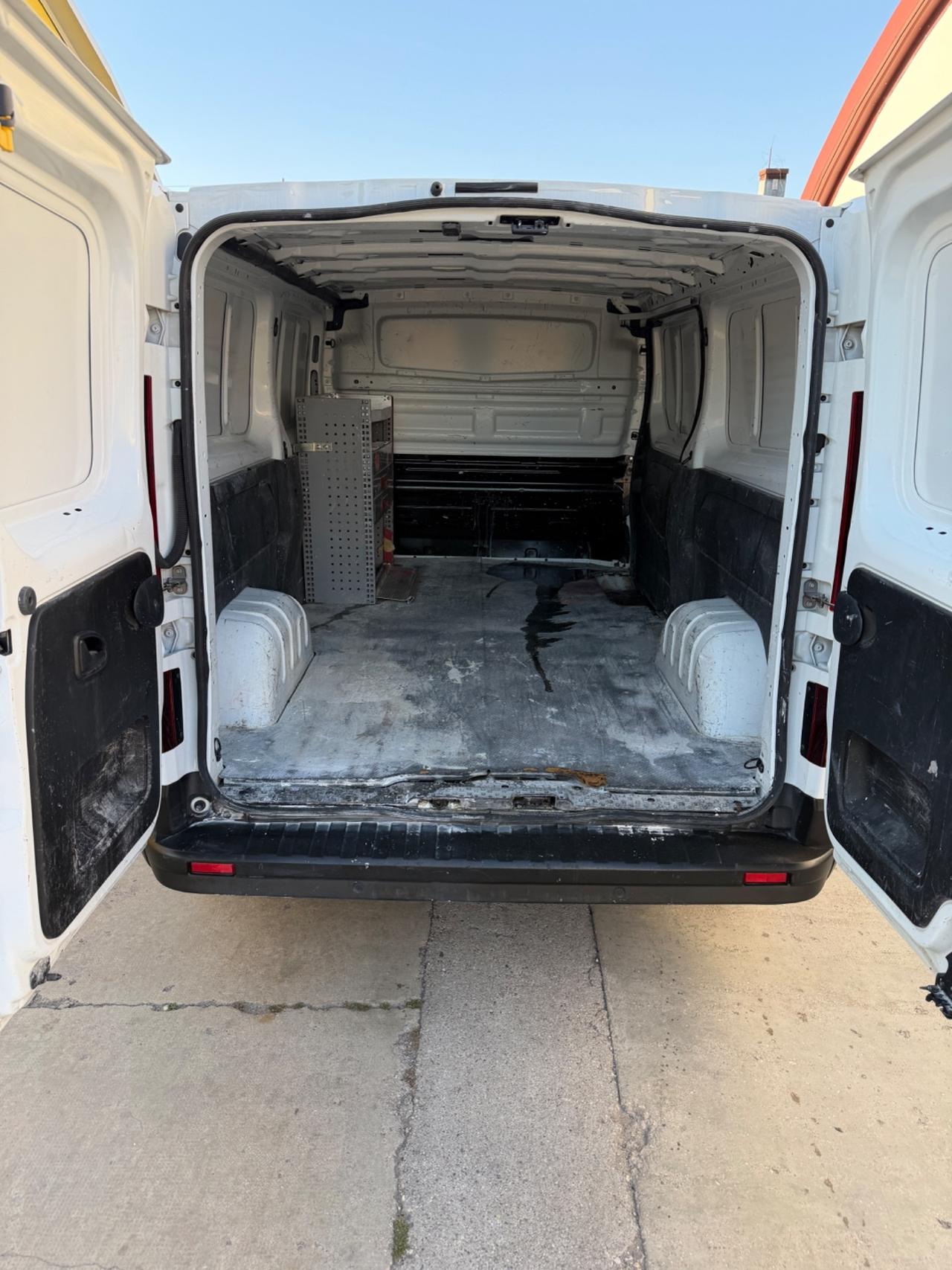Renault Trafic passo lungo 2.0d 150cv - 2024