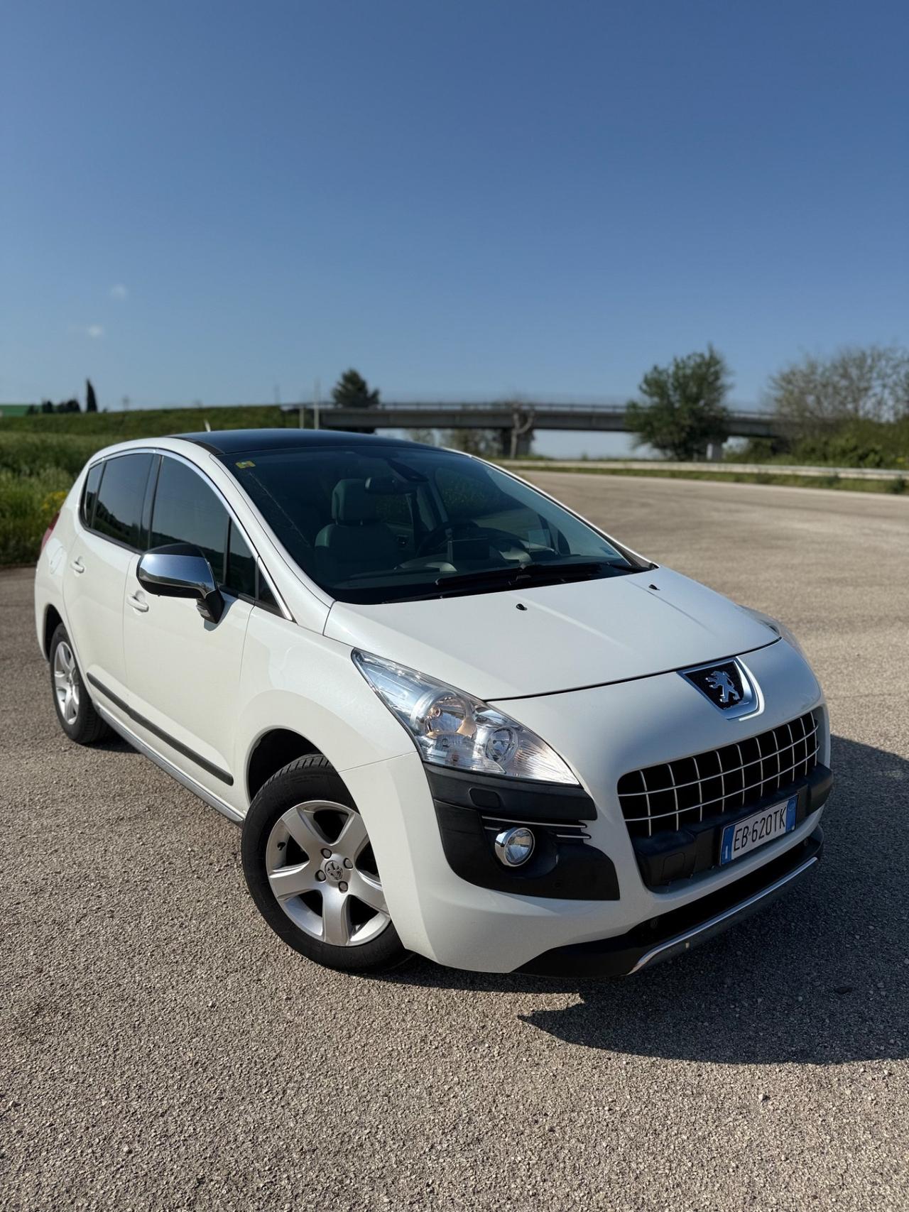 Peugeot 3008 2.0 HDi 150CV Tecno