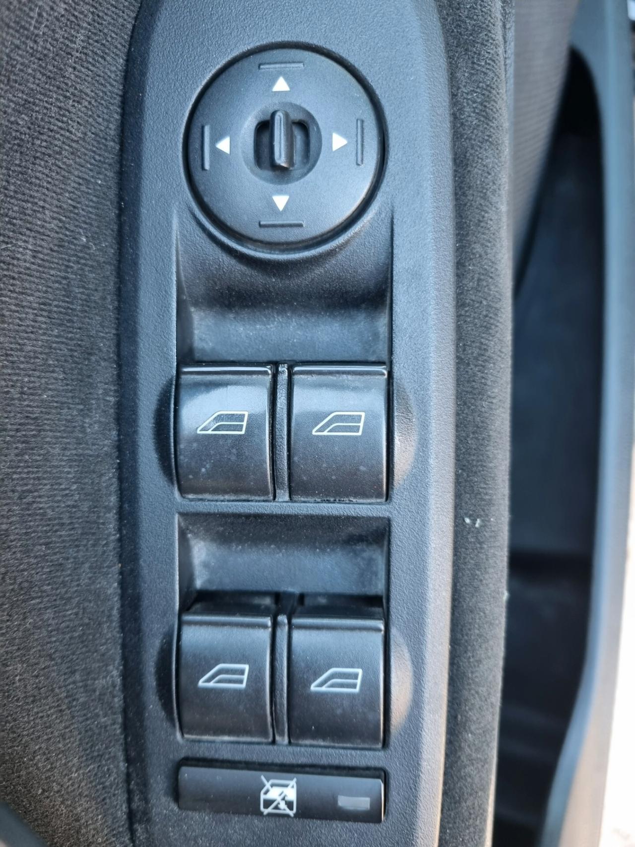 Ford S-Max 2.0 TDCi 140CV Titanium DPF