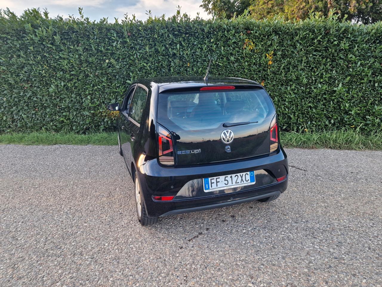 Volkswagen up! 1.0 5p. 2016