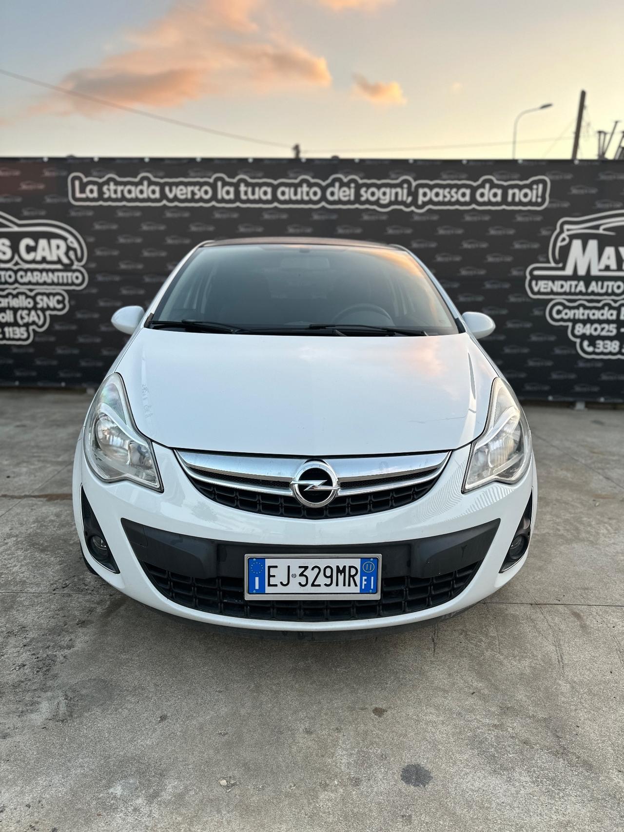 OPEL CORSA (anno 2011)