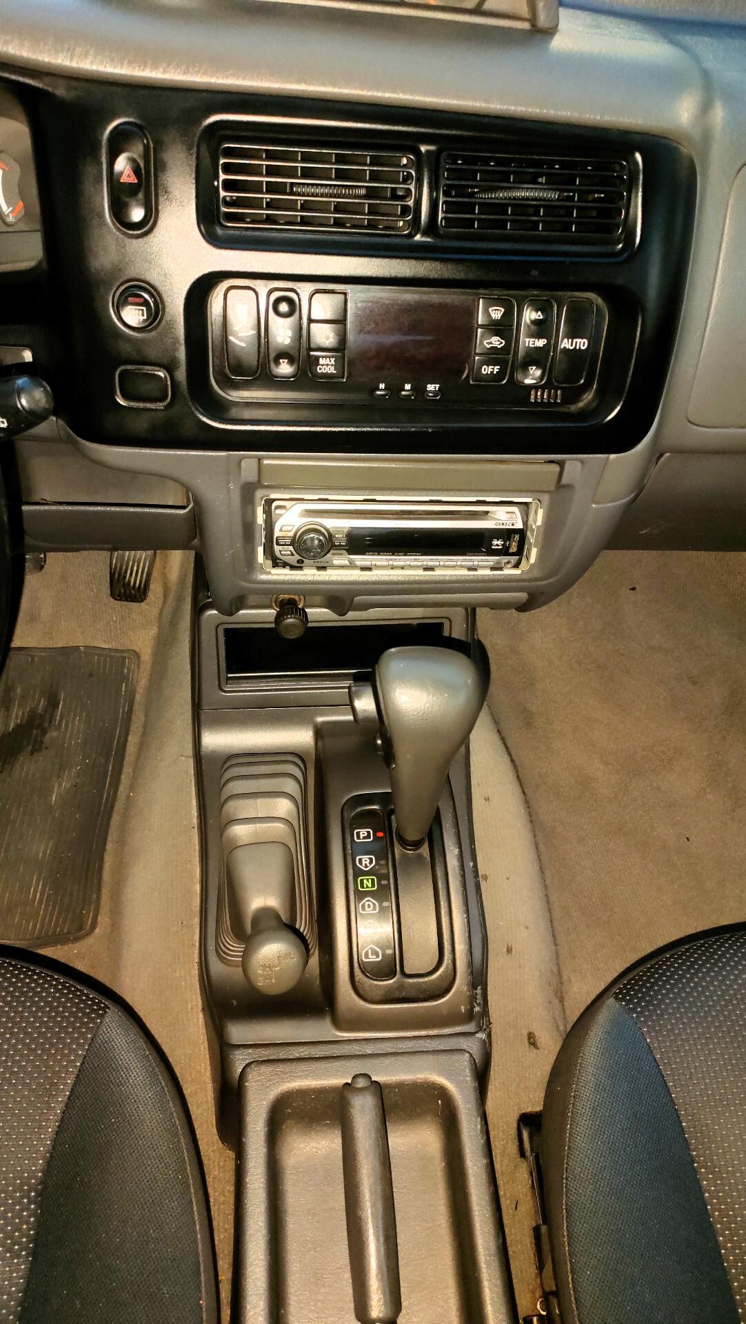 Mitsubishi L200 2.5 TD 4WD Double Cab AUT+GANCIO