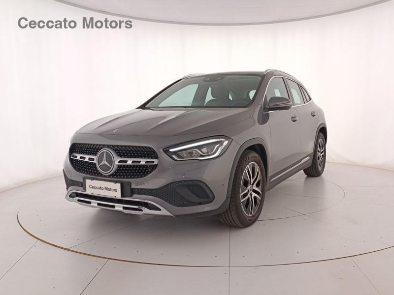 Mercedes GLA 200 200 Business 7G-DCT