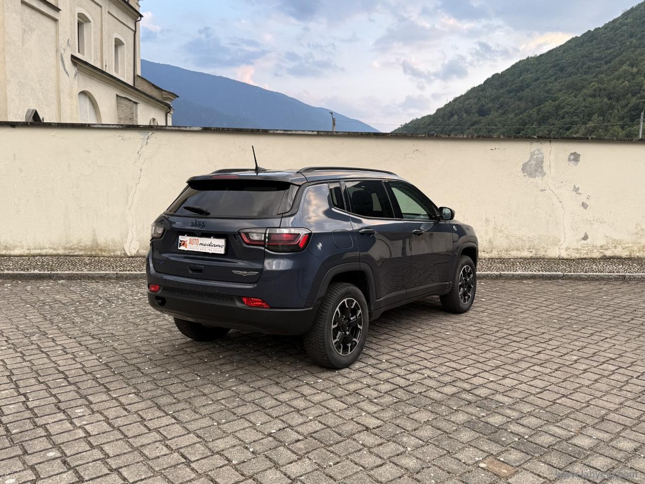 JEEP Compass 1.3 T4 240CV PHEV AT6 4xe TRAILHAWK