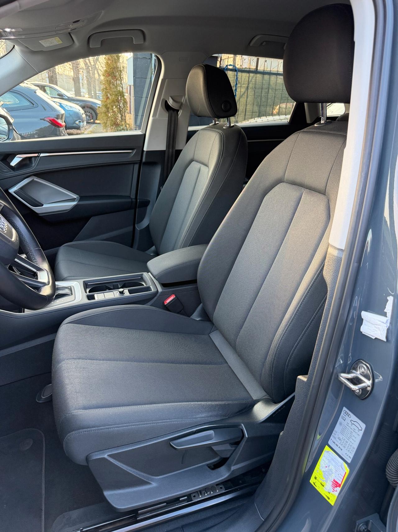 Audi Q3 35 TDI S tronic Business Advanced