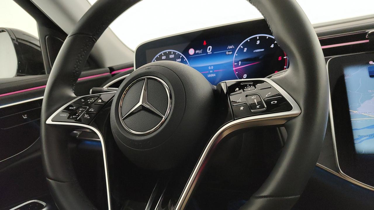 Mercedes-Benz E 220 d Advanced auto
