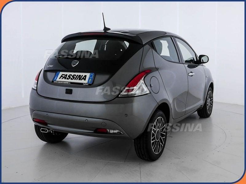 Lancia Ypsilon Ypsilon 1.0 FireFly 5 porte S&S Hybrid Platino