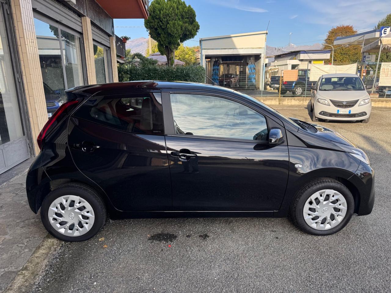 Toyota Aygo Connect 1.0 5 porte x-wave