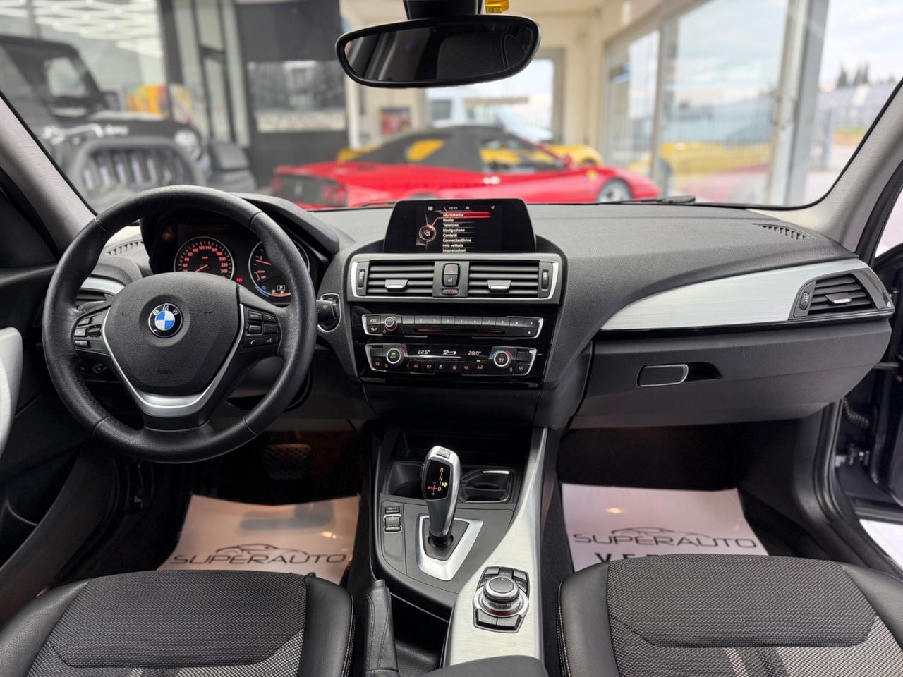 Bmw 118 118d 5p. Urban