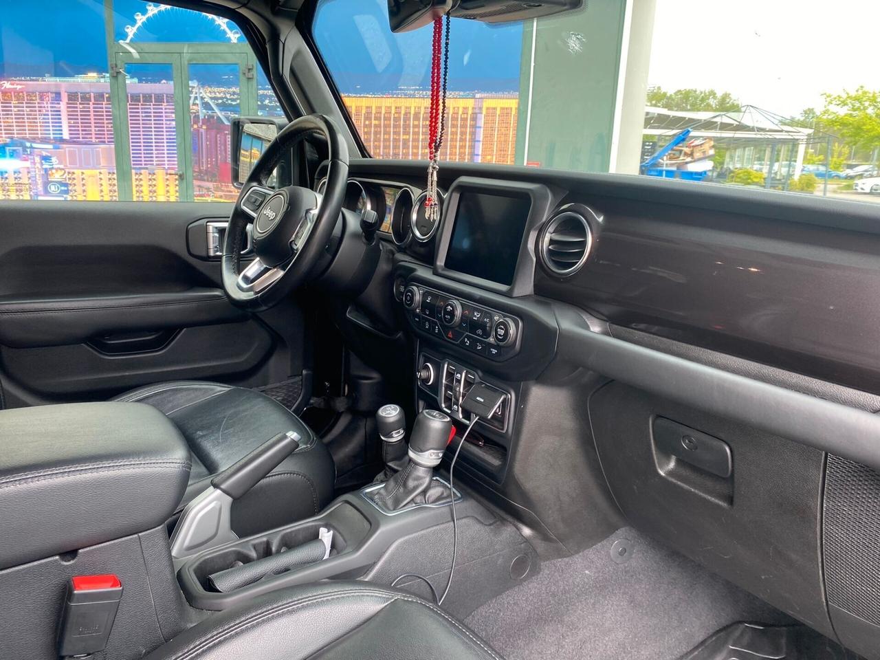 Jeep Wrangler Unlimited 2.2 Mjt II Sport