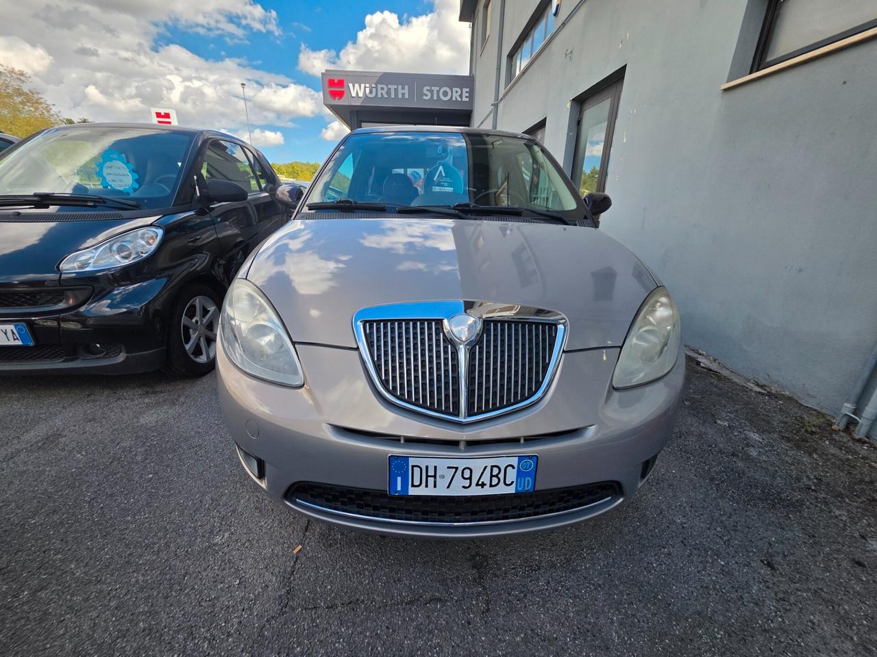 Lancia Ypsilon 1.4 Platino
