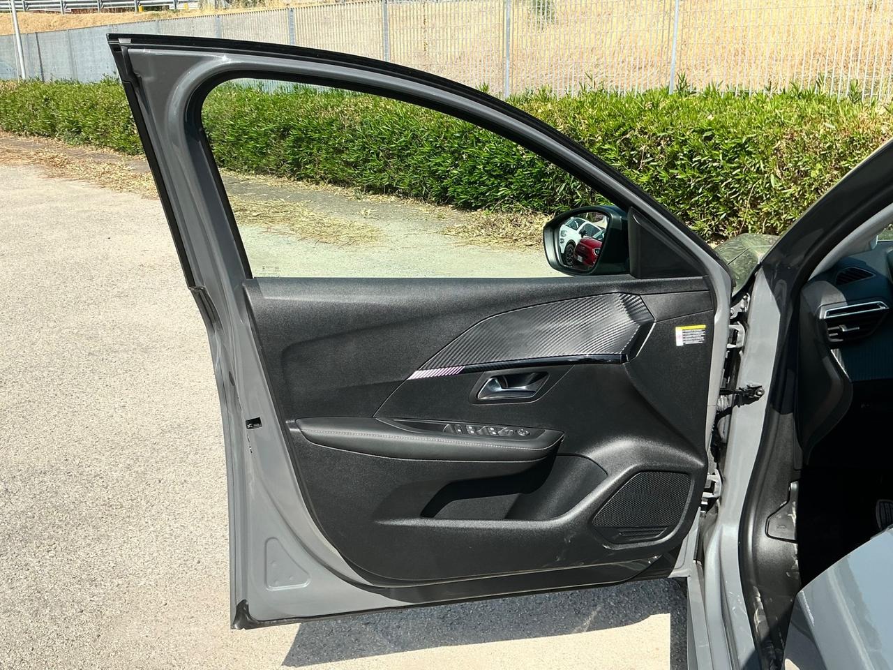 Peugeot 208 1.2 100 Stop&Start 5 porte Allure