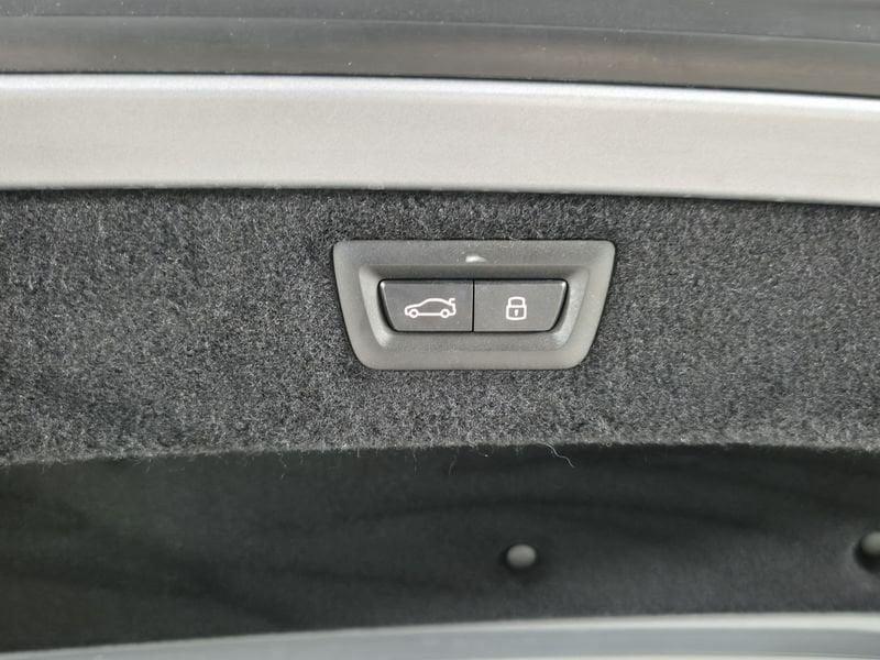 BMW Serie 8 G14 LCI 2022 Cabrio 840d Cabrio mhev 48V xdrive auto