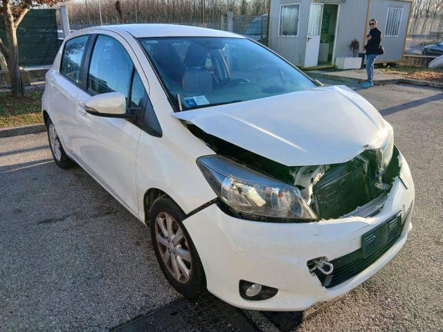 TOYOTA Yaris 1.0 5 porte