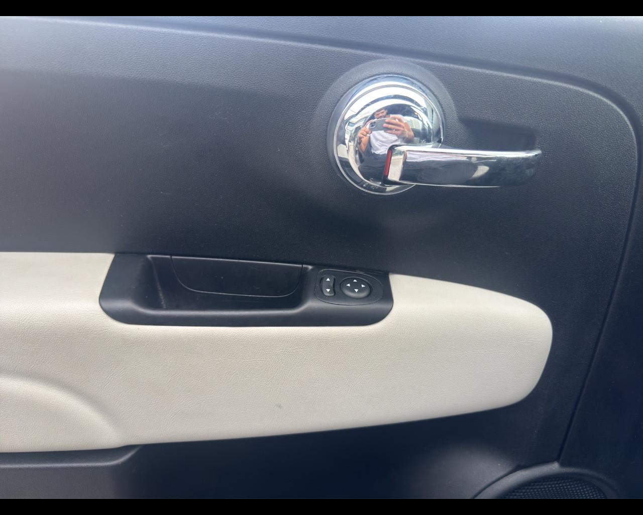 FIAT 500 (2015-2024) - 500 C 1.0 Hybrid Dolcevita