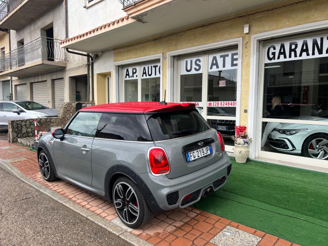 Mini John Cooper Works challenge edition