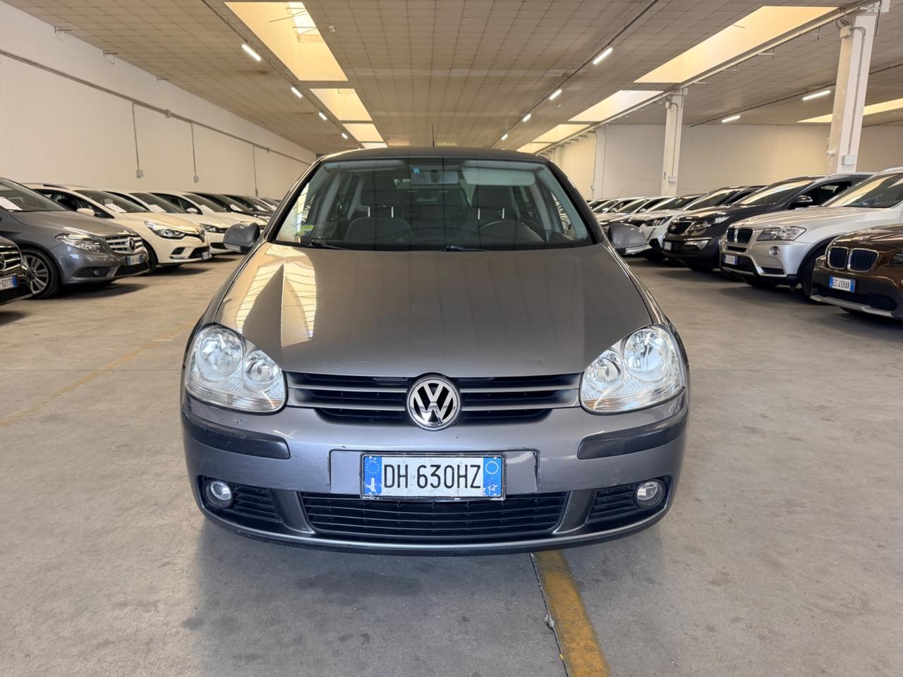 Volkswagen Golf 1.6 16V FSI 5p. tip. Comfortline