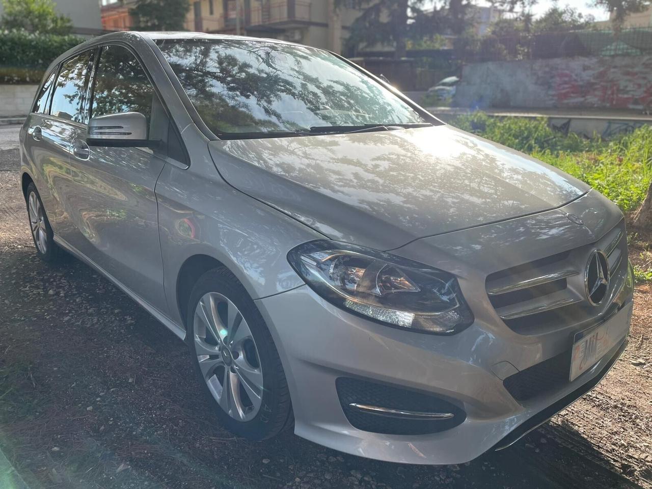 Mercedes-benz B 180 B 180 CDI Automatic Premium