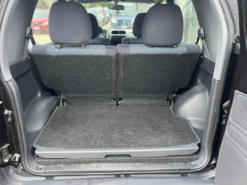 Daihatsu Terios TERIOS 1.300 BENZ/GPL 4WD