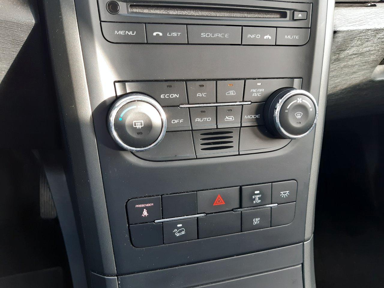 Mahindra XUV500 2.2 16v W6 fwd 7p.ti M1