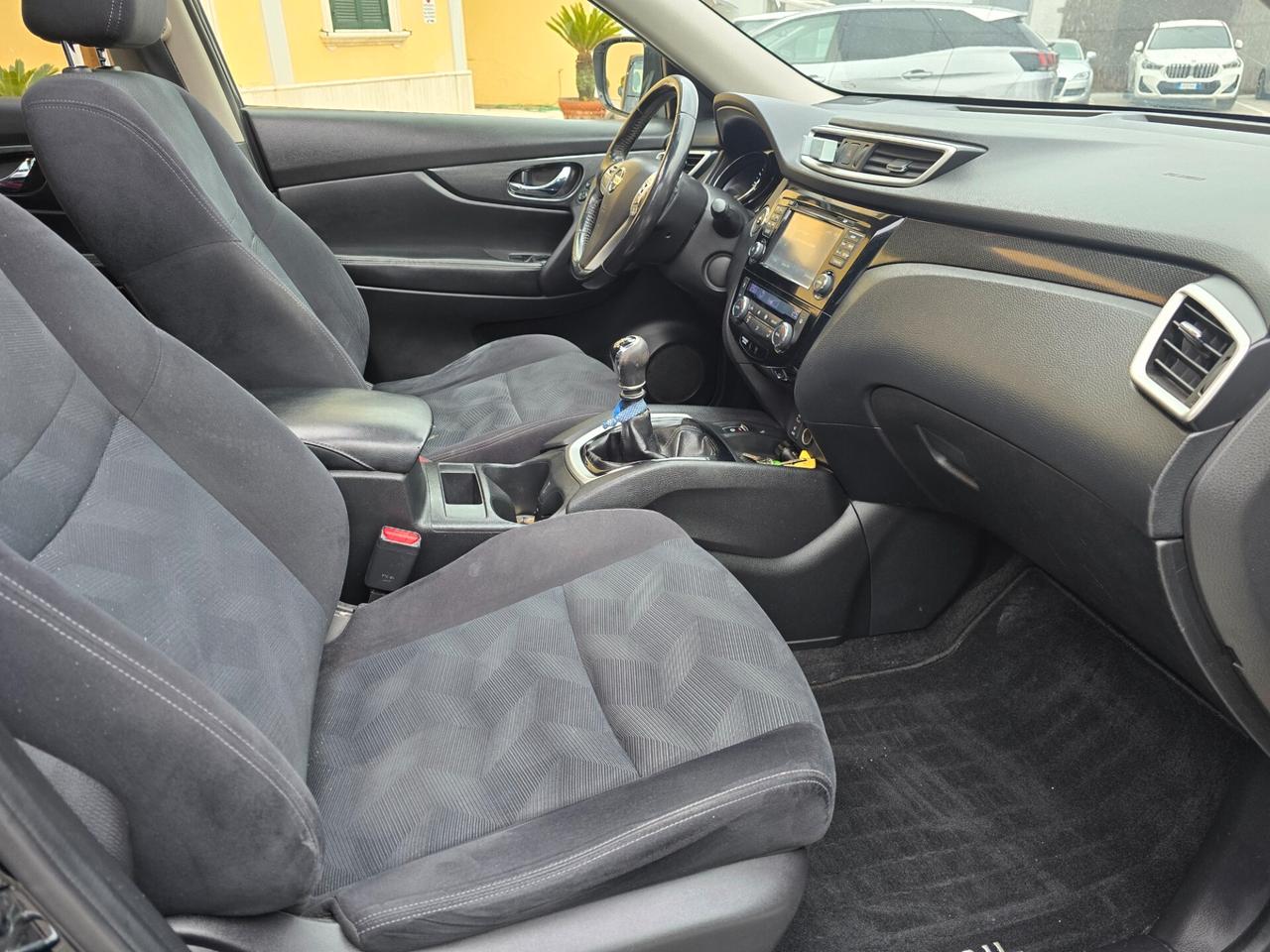 Nissan X-Trail 1.6 dCi 2WD Tekna ( 7 POSTI)