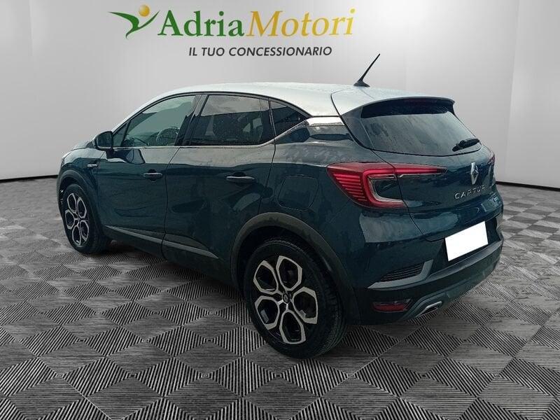 Renault Captur E-Tech plug-in hybrid 1.6 PHEV E-TECH 117KW RS LINE