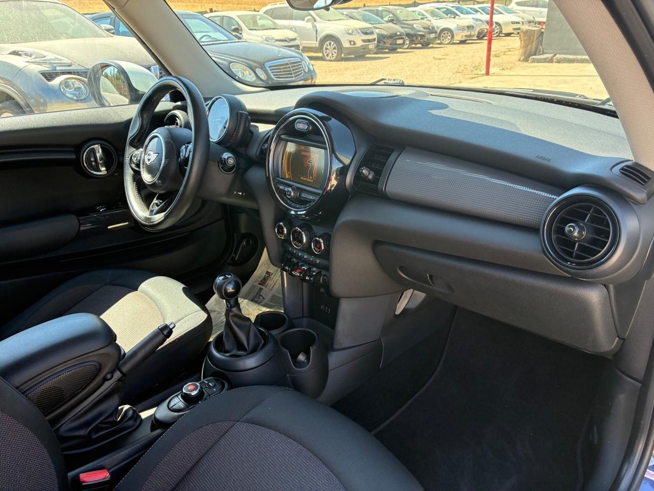 Mini 1.5 One D Business