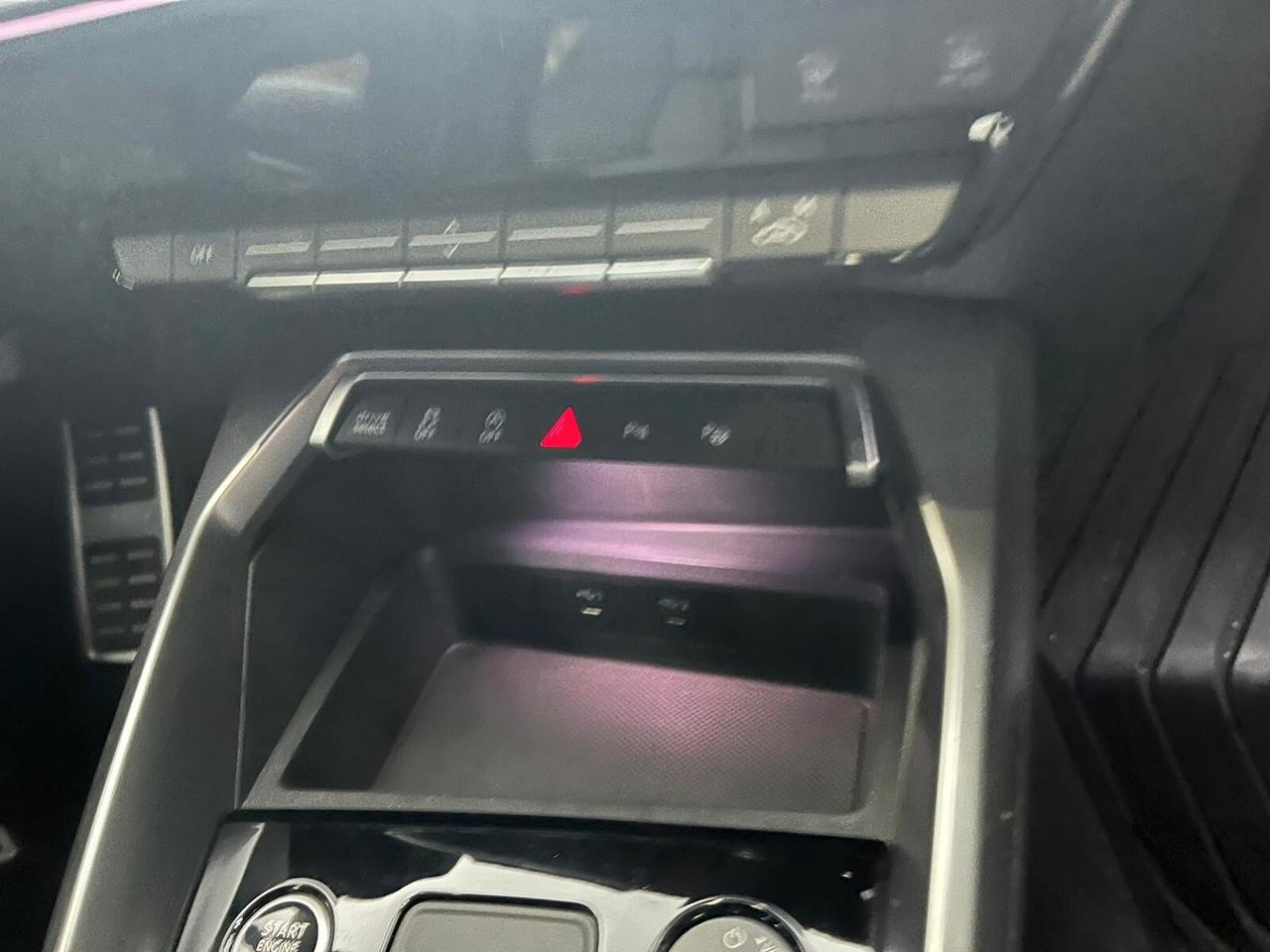 Audi A3 SPB 30 g-tron S tronic line edition FULL PELLE