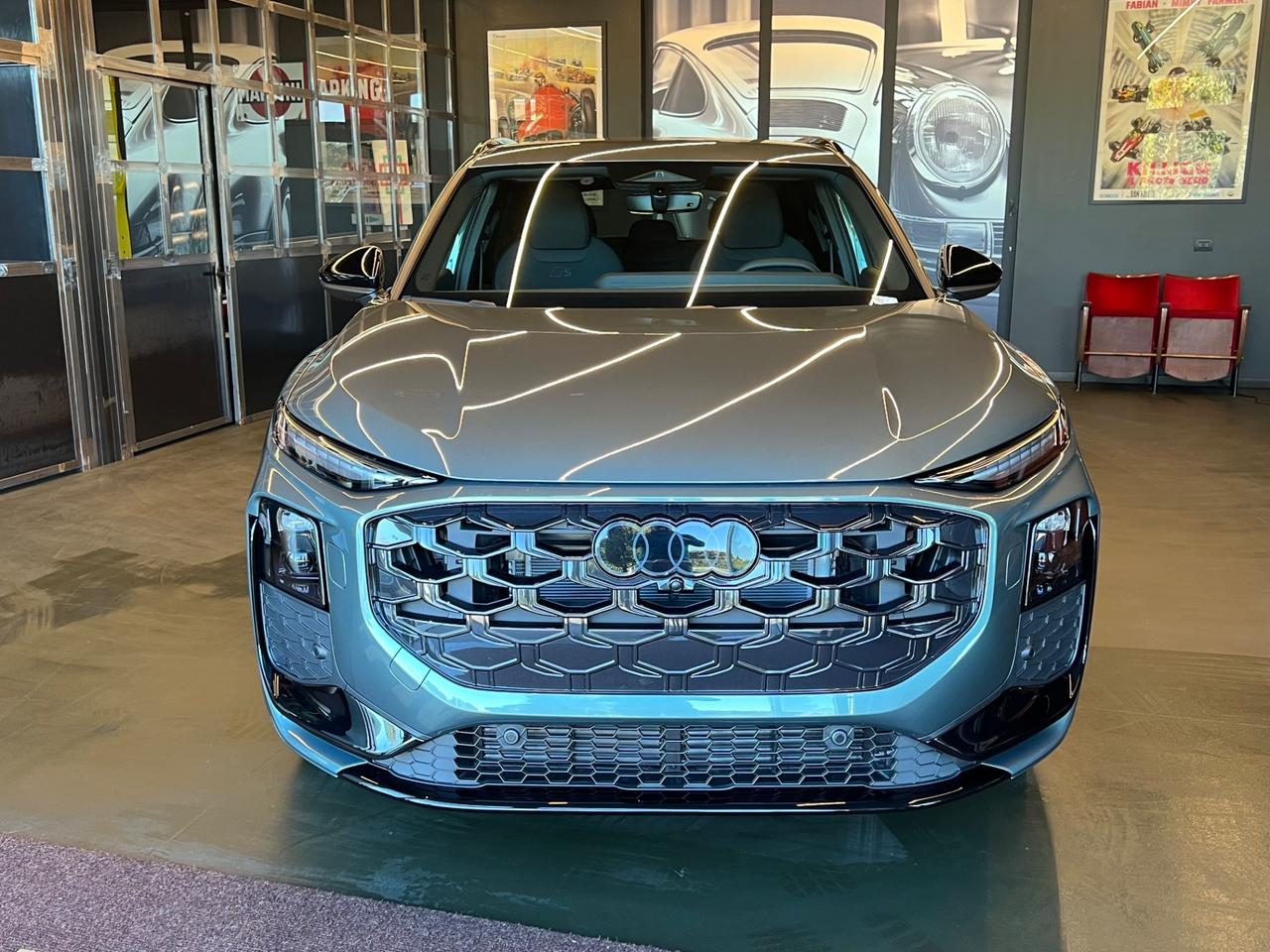 Audi Q3 S line edition quattro NUOVO MODELLO !