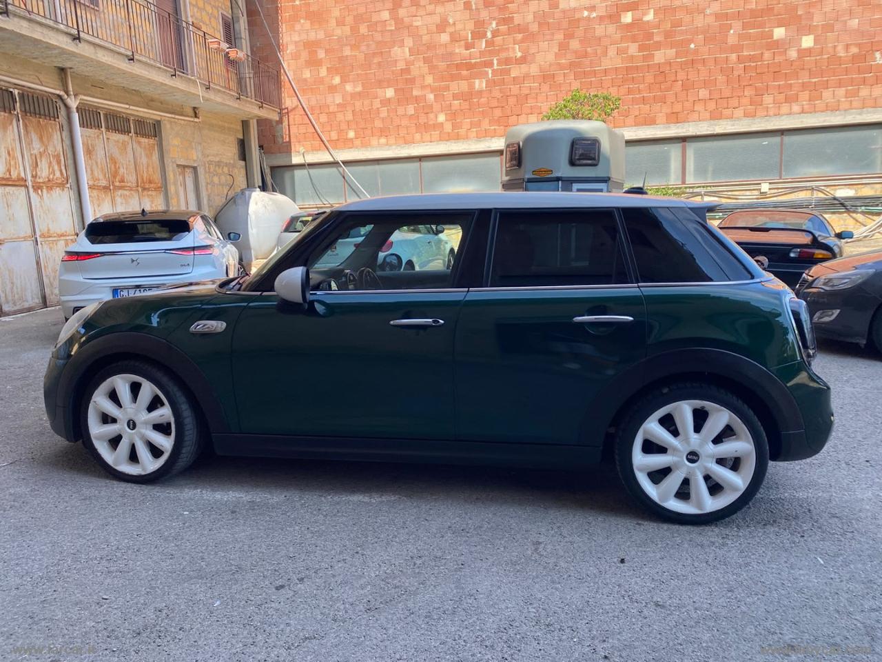 MINI Mini Cooper SD 5 porte VETTURA IN CONTO VENDITA