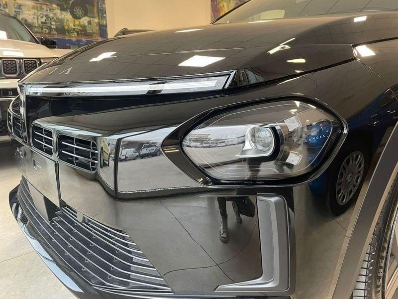 Lancia Ypsilon Ypsilon Hybrid e-DCT