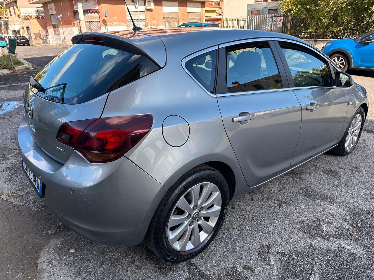 Opel Astra 1.7 CDTI 110CV EcoFLEX S&S 5 porte Cosmo