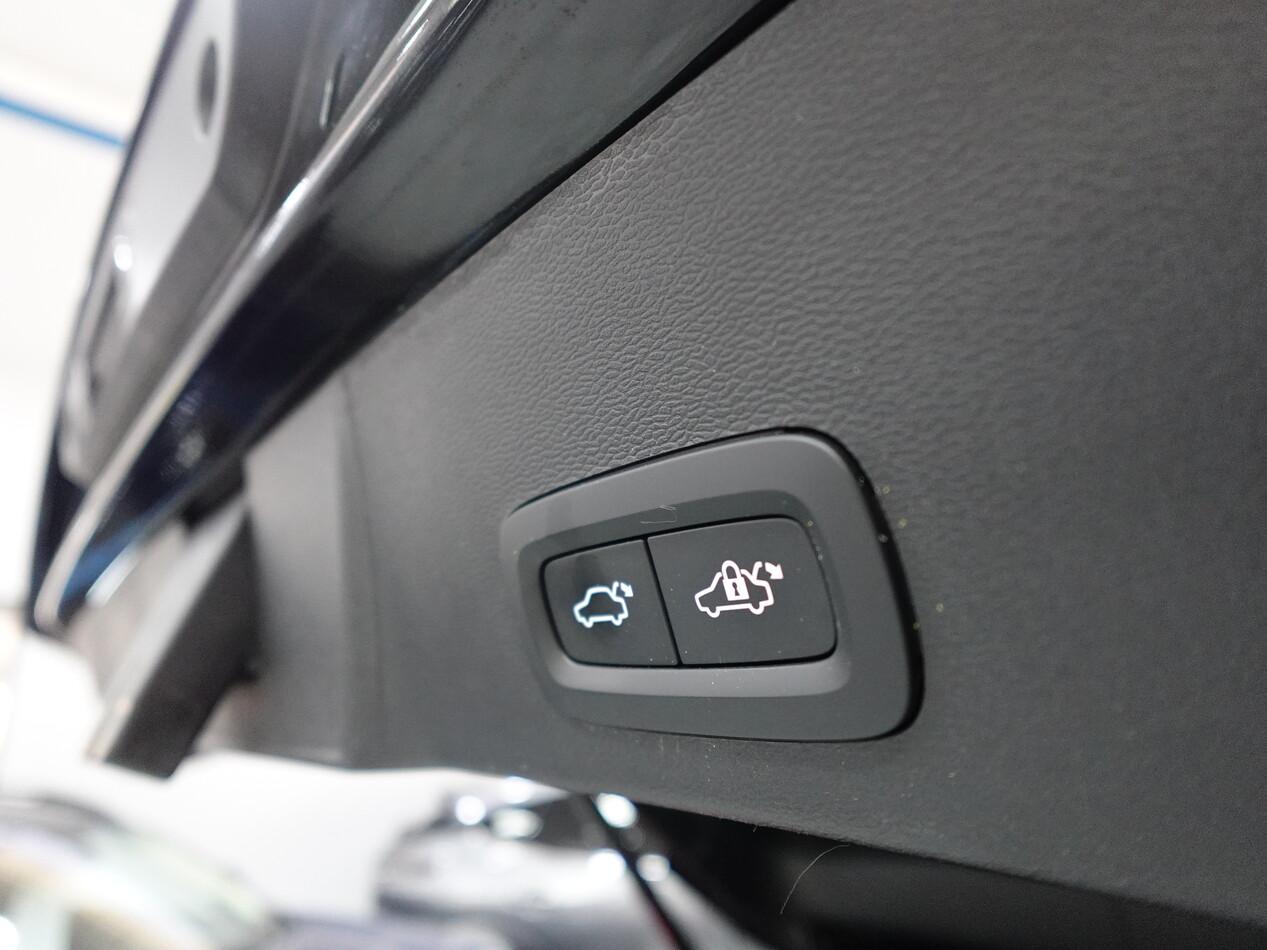 Volvo XC40 1.5 BZ T5 262 CV PHEV CORE