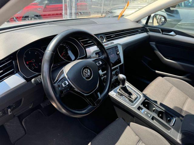 VOLKSWAGEN Passat Variant 2.0 TDI DSG Executive BlueMotion Tech.
