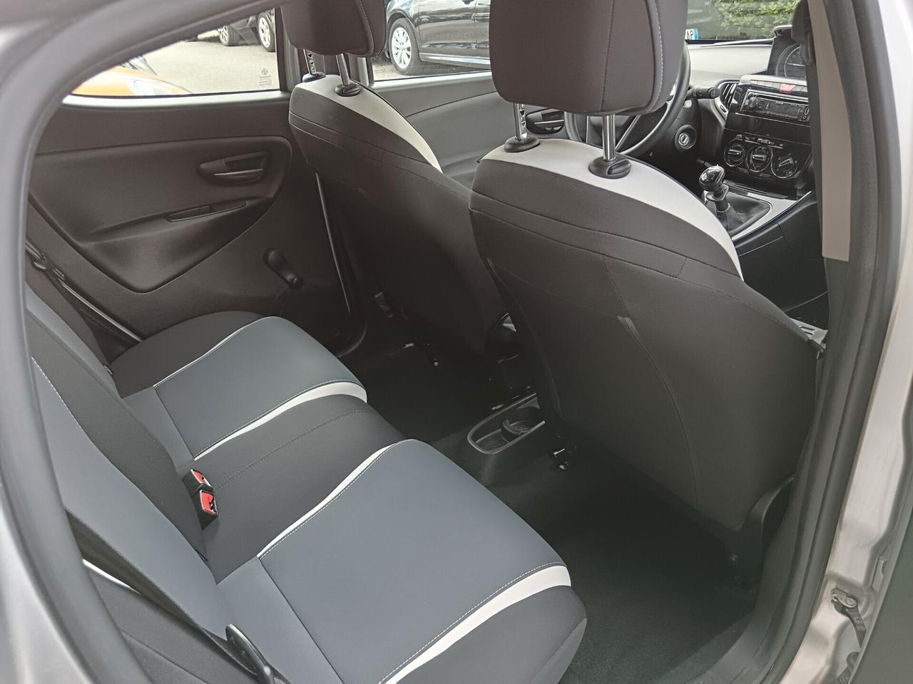 Lancia Ypsilon 1.2 69 CV ELEFANTINO SOLI 45000KM