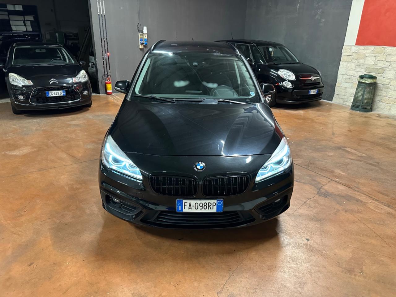 Bmw 2er Active Tourer 218d Advantage