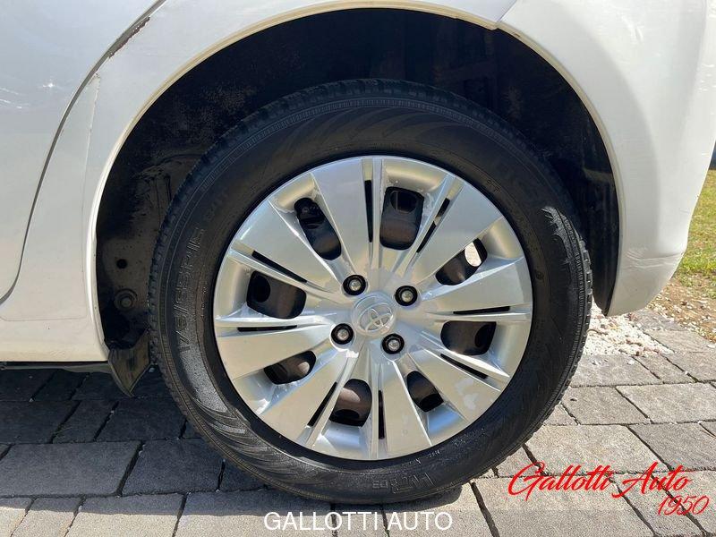 Toyota Yaris 1.0 Lounge