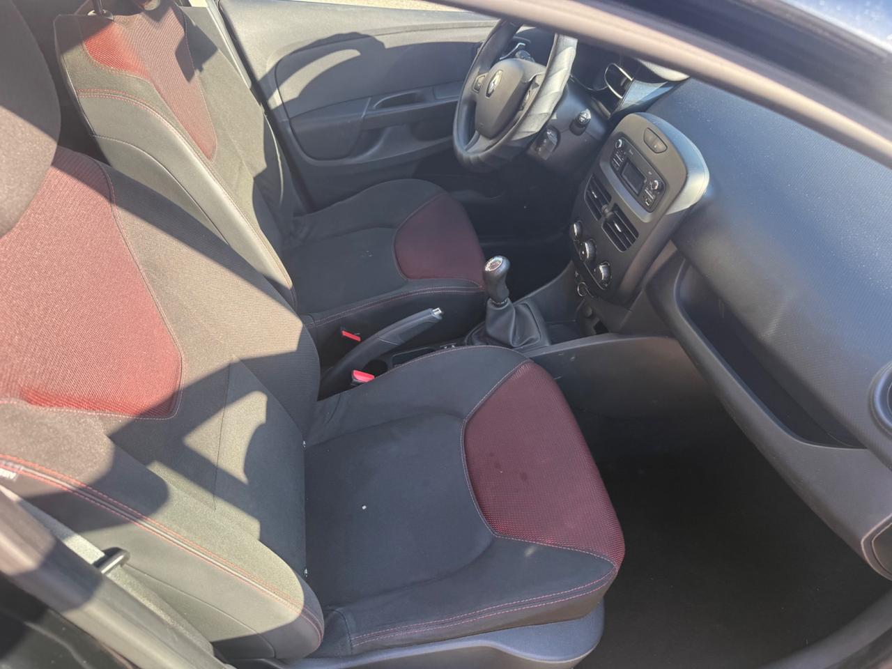 Renault Clio 1.2 16V 5 porte Live!