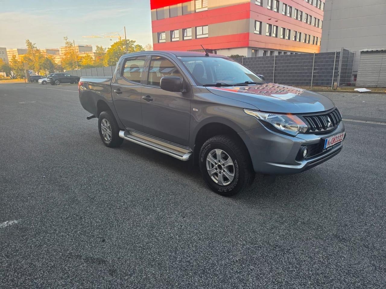Mitsubishi L200 DC CLIMA CERCHI E GANCIO