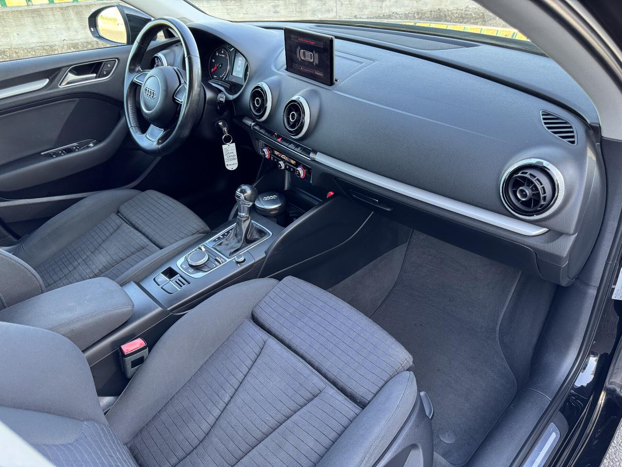 Audi A3 Sedan 1.6 TDI clean diesel S tronic Ambition